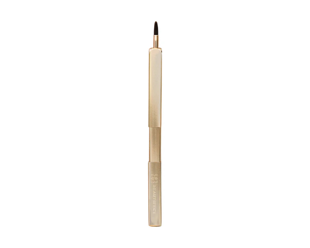 The Lip Contour Brush